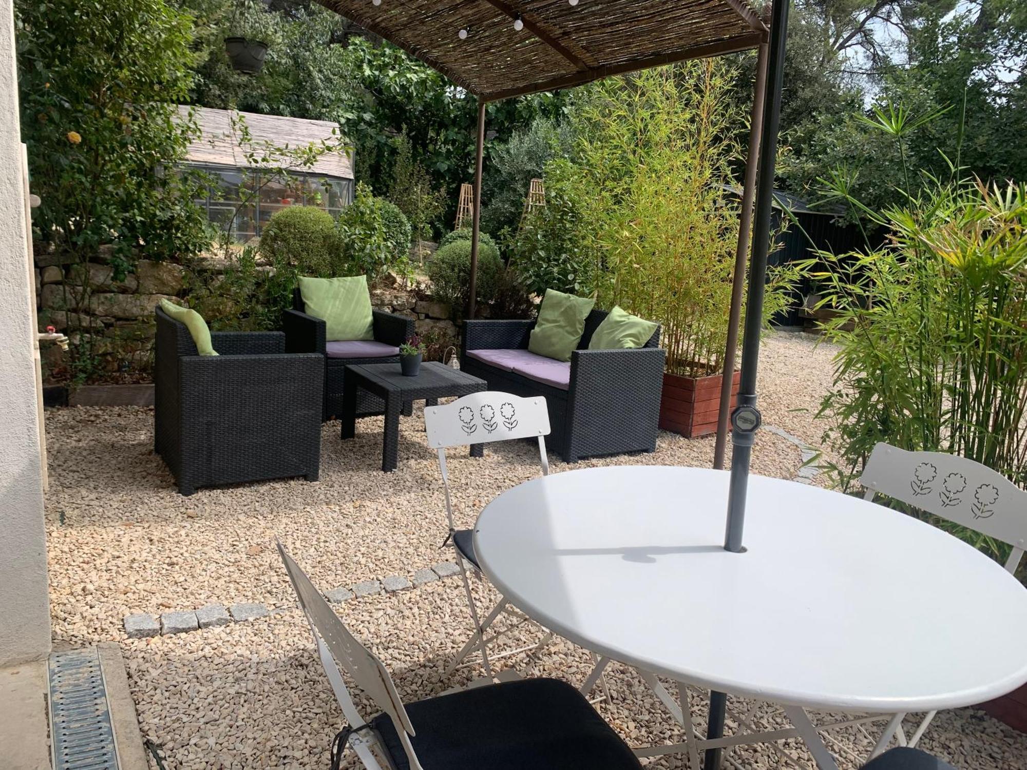 Maison D'Hotes Les Jardinettes En Luberon Villelaure Eksteriør bilde