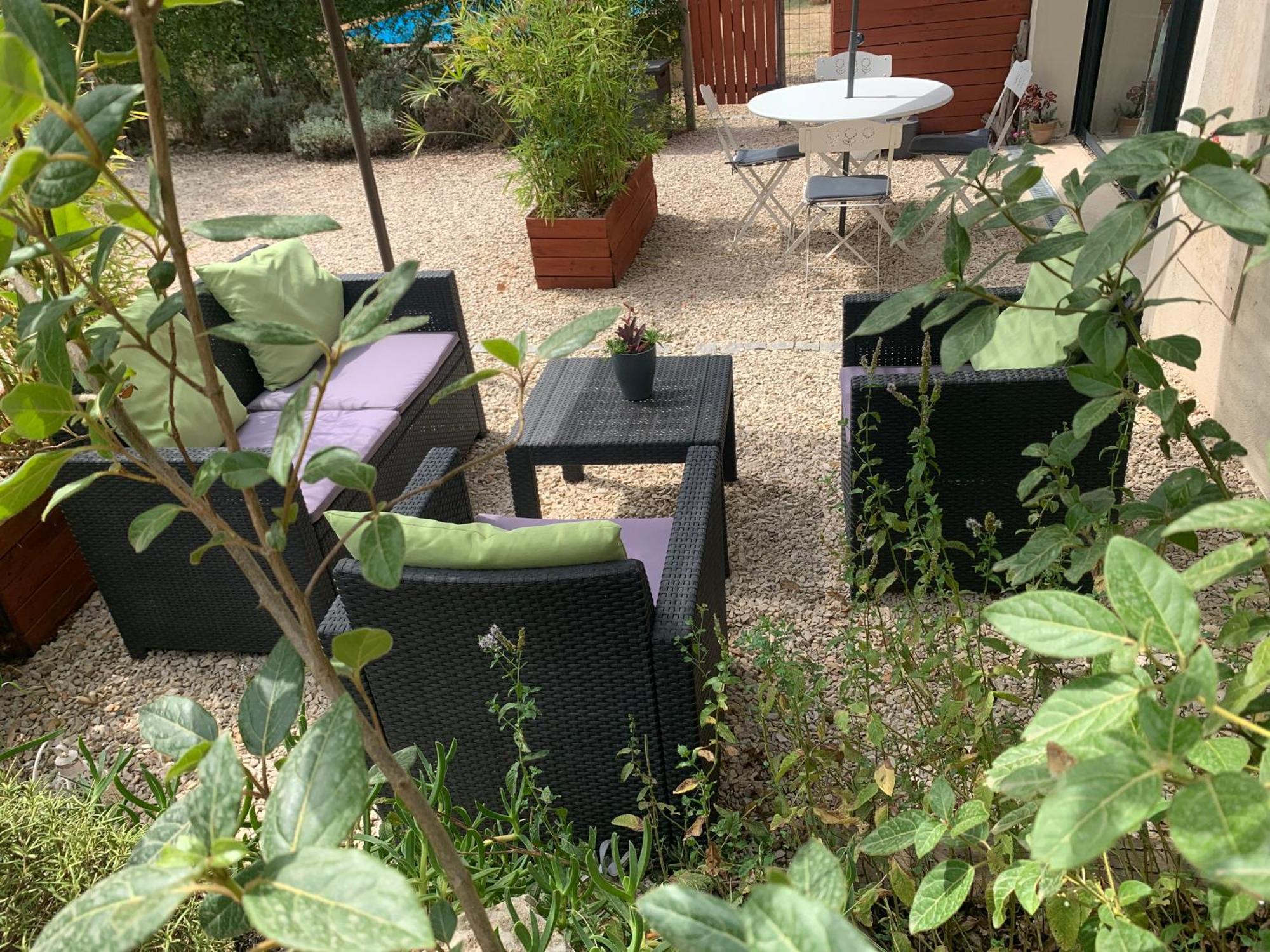Maison D'Hotes Les Jardinettes En Luberon Villelaure Eksteriør bilde